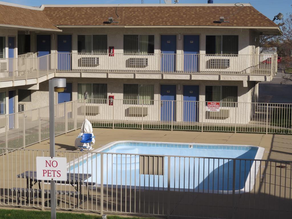 Motel 6-Mitchell, Sd Exterior photo